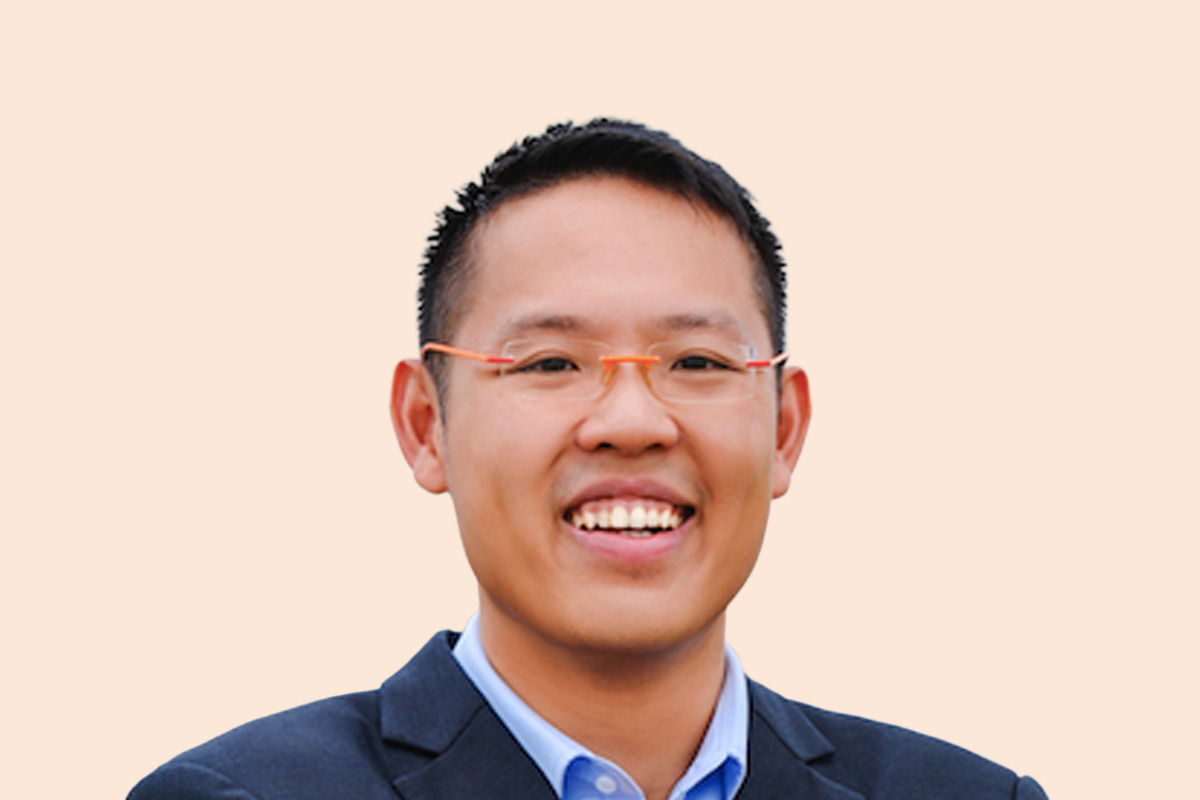 Portrait of Mr Tan Yinglan, CEO & Founding Managing Partner Insignia Ventures Partners.